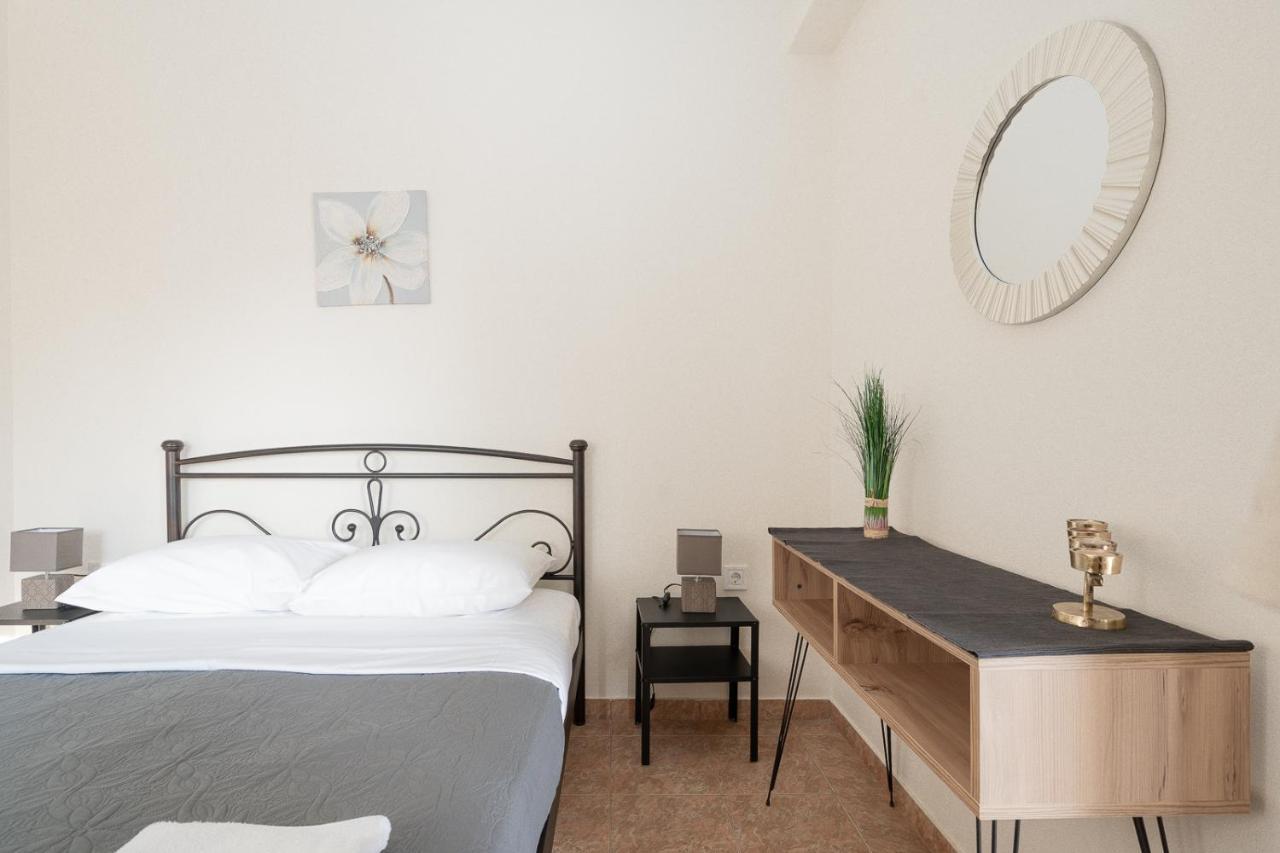 Mtc-Sfs Apartment By The Sea And Airport Pórto Ráfti Dış mekan fotoğraf